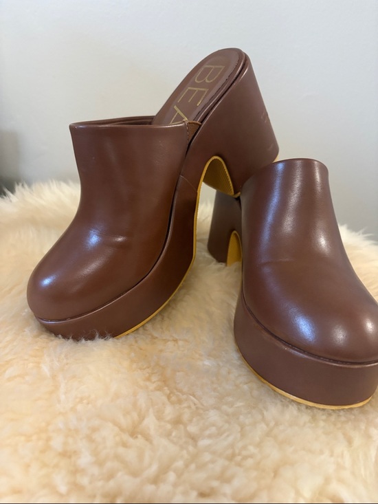 Beach By Matisse Shoes - Brown Platform Mule Clogs - BETSY